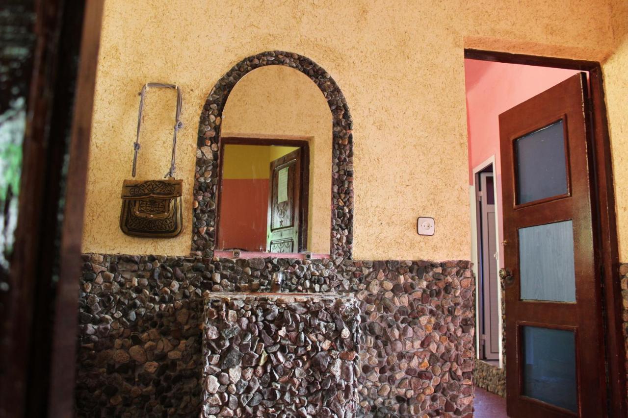 Auberge Toubkal Amsouzart Aitst Idar Tizgui Buitenkant foto